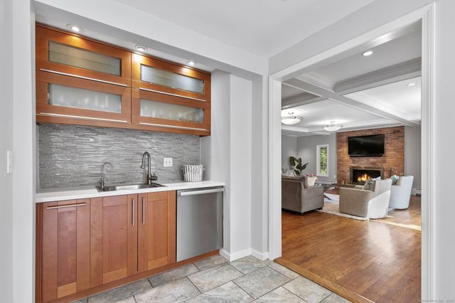 3 Valley Field Road, Westport, CT 06880