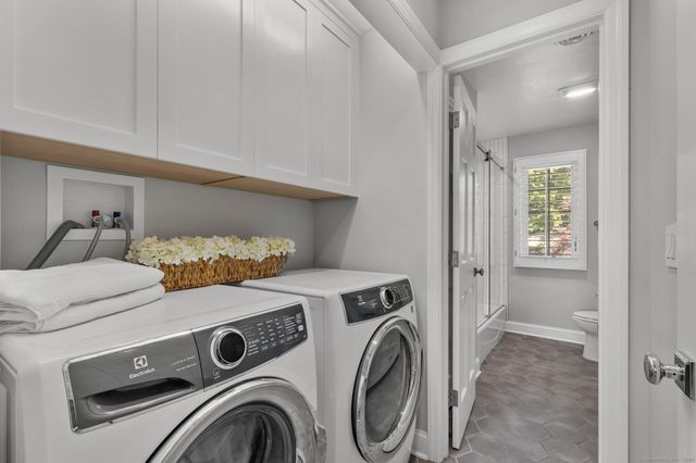 3 Valley Field Road, Westport, CT 06880