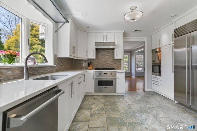 3 Valley Field Road, Westport, CT 06880