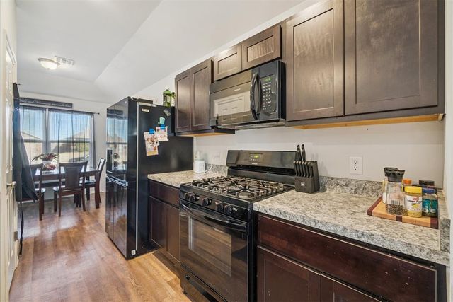 11016 NW 94th Terrace, Yukon, OK 73099