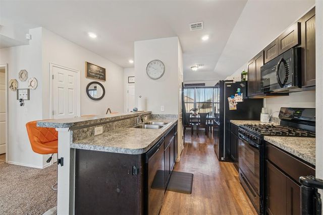 11016 NW 94th Terrace, Yukon, OK 73099