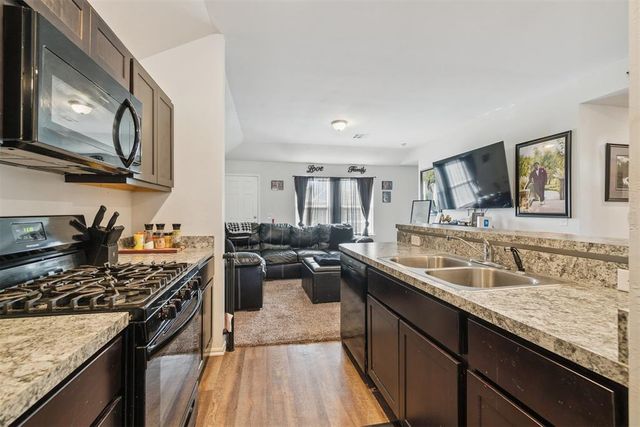 11016 NW 94th Terrace, Yukon, OK 73099