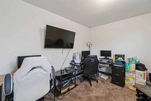 11016 NW 94th Terrace, Yukon, OK 73099