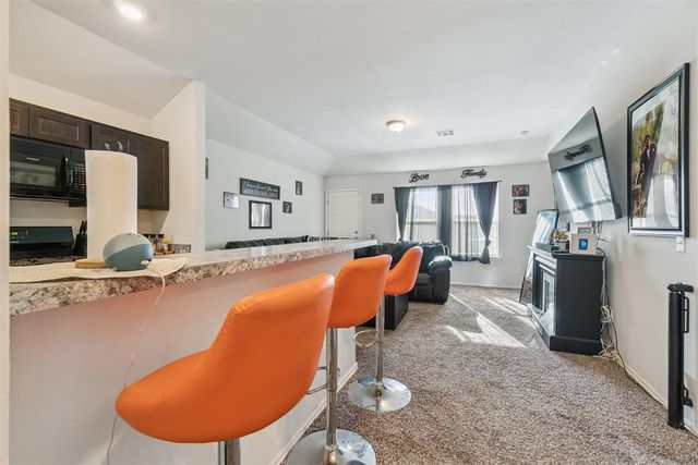 11016 NW 94th Terrace, Yukon, OK 73099