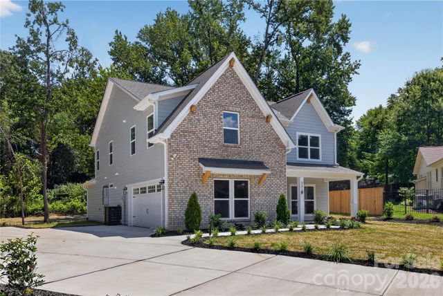2316 Chateau Court, Matthews, NC 28105