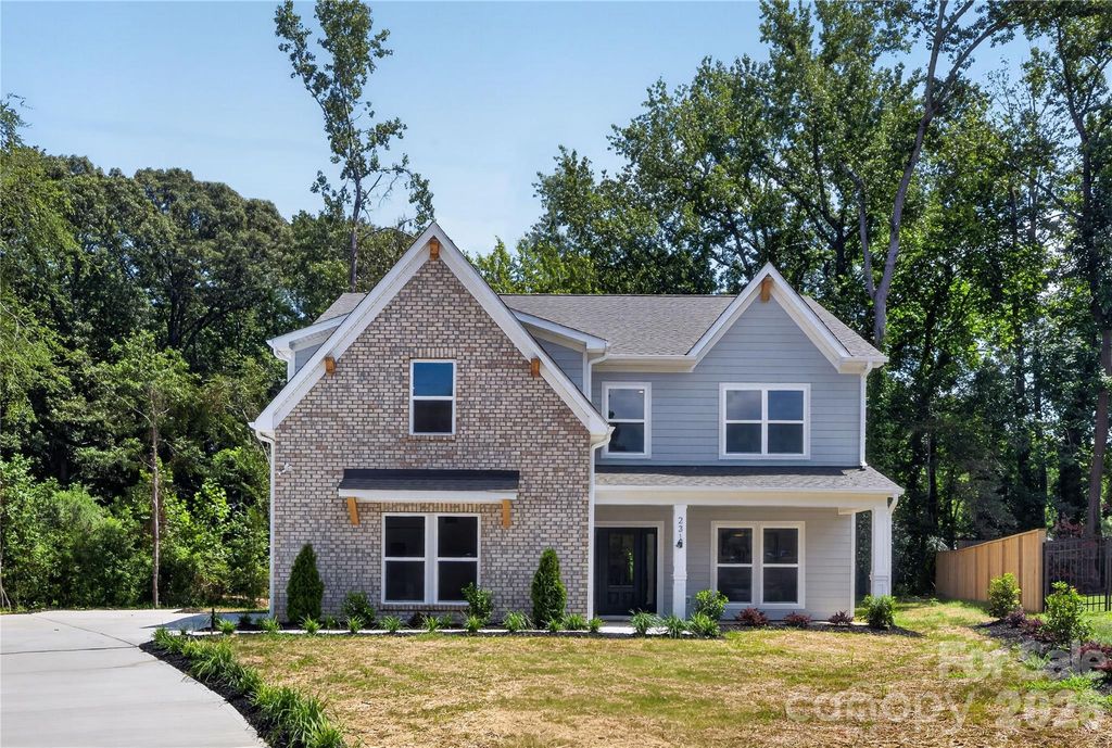 2316 Chateau Court, Matthews, NC 28105