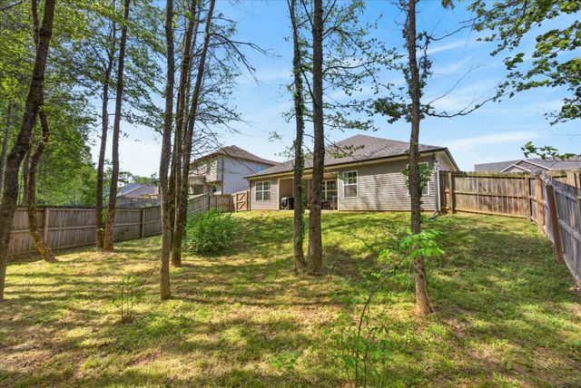 1388 Freedom Dr, Clarksville, TN 37042