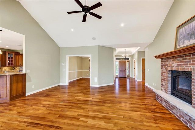 1642 Bellewood Drive, Waunakee, WI 53597