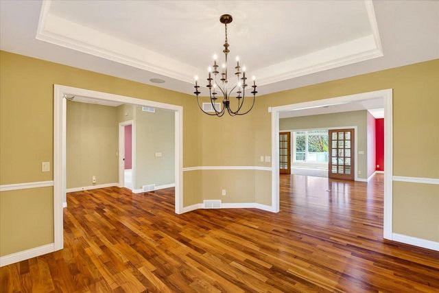 1642 Bellewood Drive, Waunakee, WI 53597