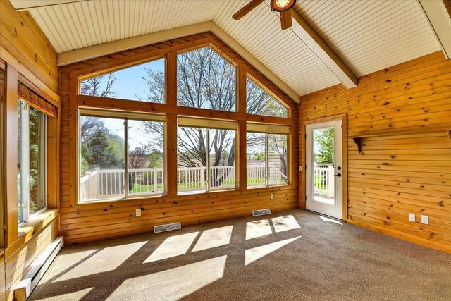 1642 Bellewood Drive, Waunakee, WI 53597