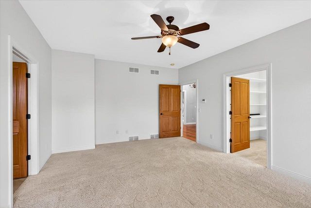 1642 Bellewood Drive, Waunakee, WI 53597