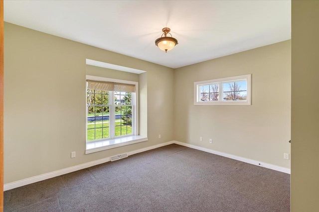 1642 Bellewood Drive, Waunakee, WI 53597