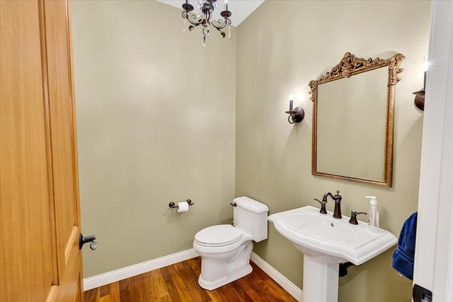 1642 Bellewood Drive, Waunakee, WI 53597