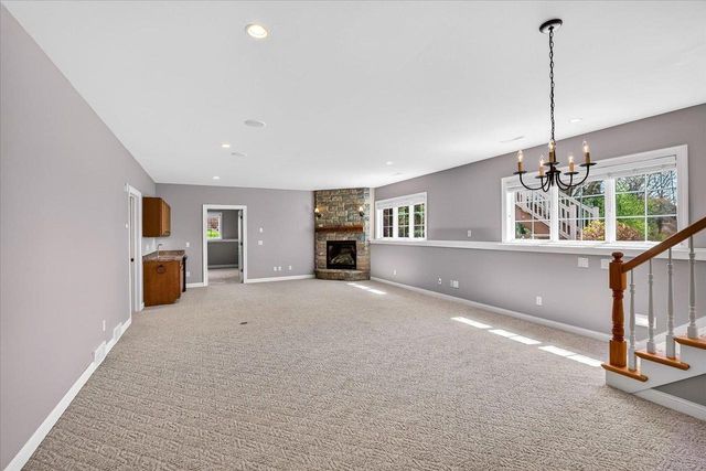 1642 Bellewood Drive, Waunakee, WI 53597