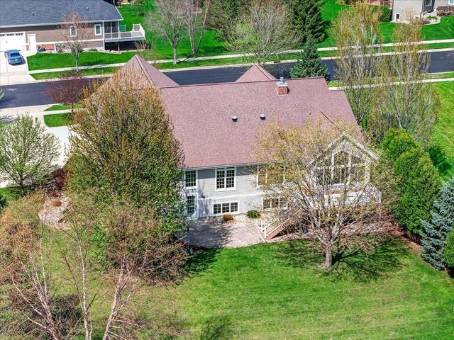 1642 Bellewood Drive, Waunakee, WI 53597