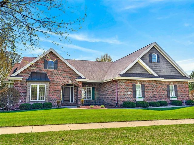 1642 Bellewood Drive, Waunakee, WI 53597