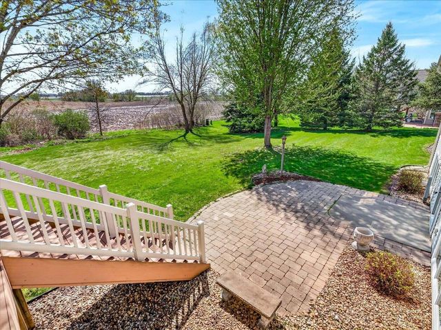 1642 Bellewood Drive, Waunakee, WI 53597