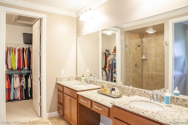 5514 Woodfall Road, Clarkston, MI 48348