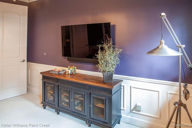 5514 Woodfall Road, Clarkston, MI 48348