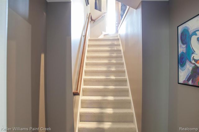 5514 Woodfall Road, Clarkston, MI 48348