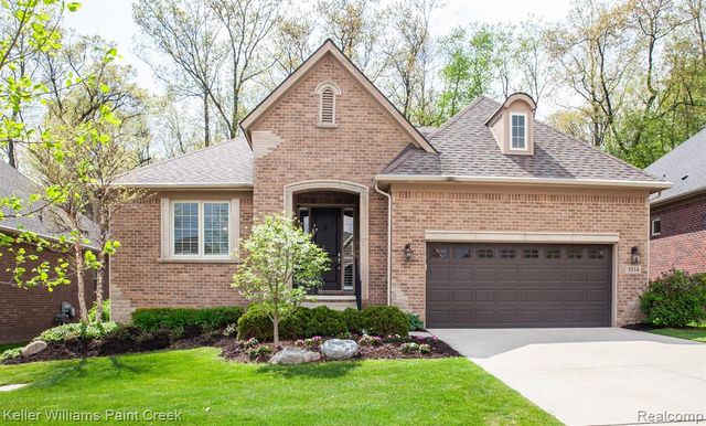 5514 Woodfall Road, Clarkston, MI 48348