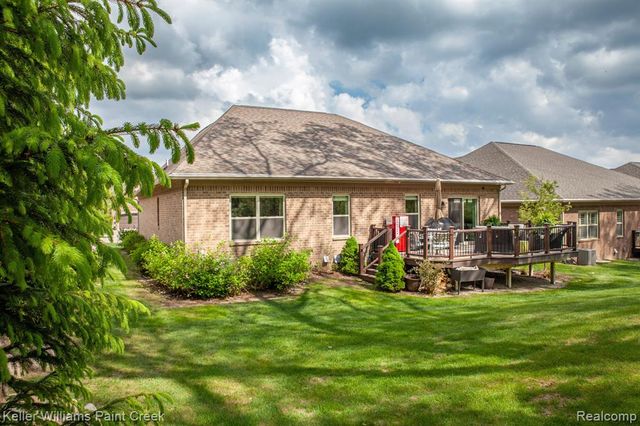 5514 Woodfall Road, Clarkston, MI 48348