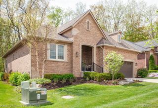 5514 Woodfall Road, Clarkston, MI 48348