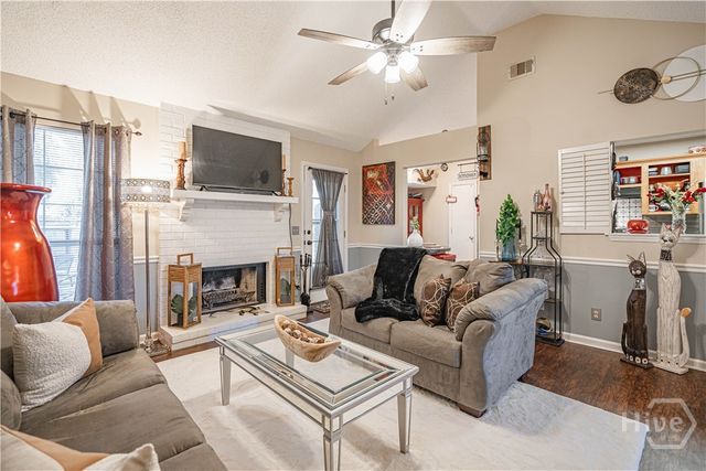 39 Cat Tail Court, Richmond Hill, GA 31324