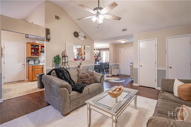 39 Cat Tail Court, Richmond Hill, GA 31324