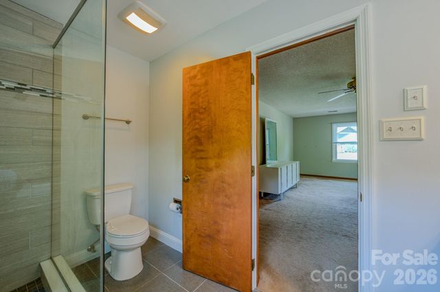 10 Arrow Place, Asheville, NC 28805