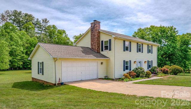 10 Arrow Place, Asheville, NC 28805