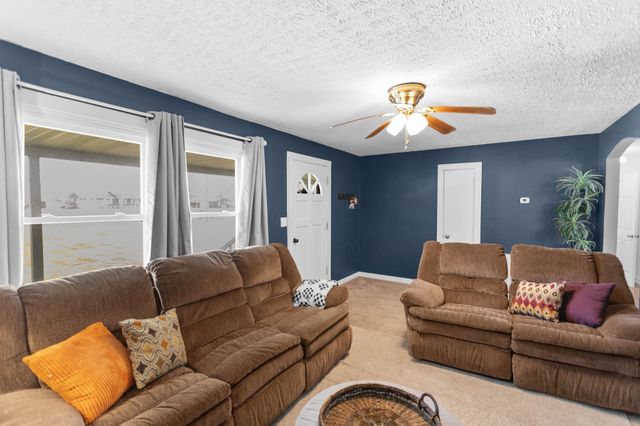 12635 Old Tullahoma Rd, Tullahoma, TN 37388