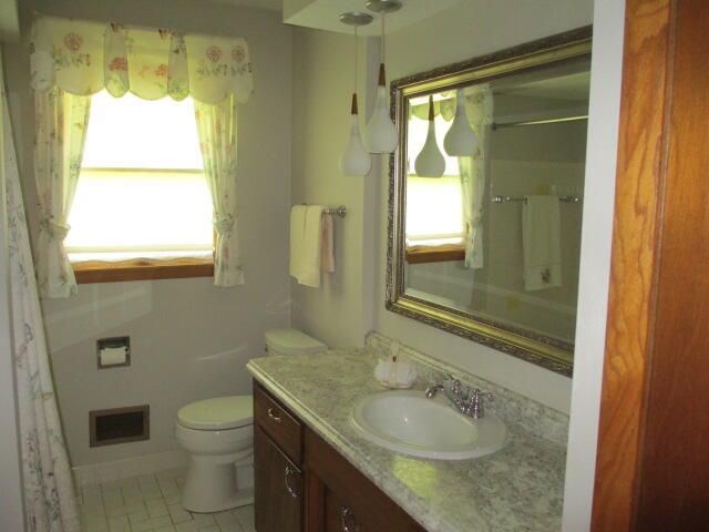 5154 Maplewood DRIVE, Greendale, WI 53129