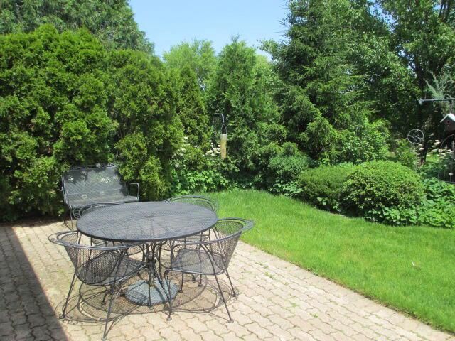 5154 Maplewood DRIVE, Greendale, WI 53129