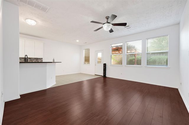 16106 Greenport Lane, Houston, TX 77084