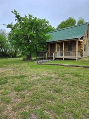 2628 S State Hwy 121, Bonham, TX 75418