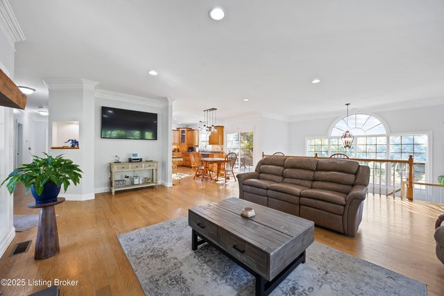 190 Leon Remington Rd, Mt Washington, KY 40047