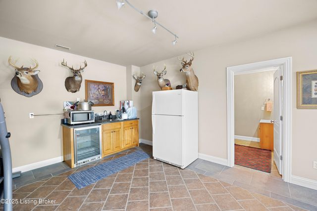 190 Leon Remington Rd, Mt Washington, KY 40047