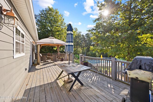 190 Leon Remington Rd, Mt Washington, KY 40047