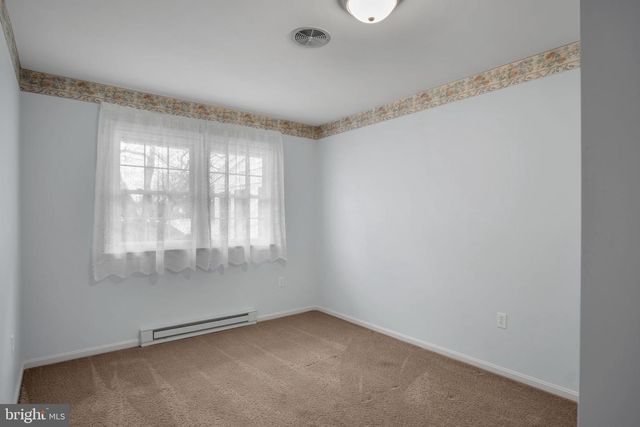 705 SUTTON DR, Carlisle, PA 17013