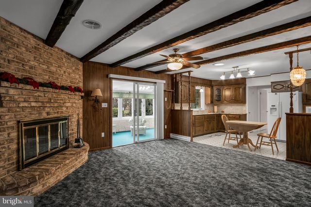 705 SUTTON DR, Carlisle, PA 17013