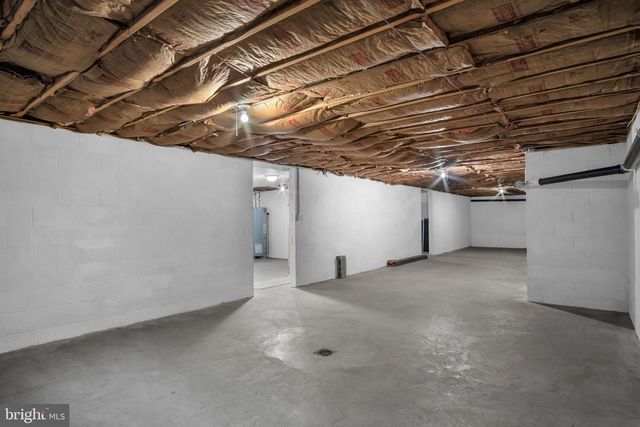 705 SUTTON DR, Carlisle, PA 17013