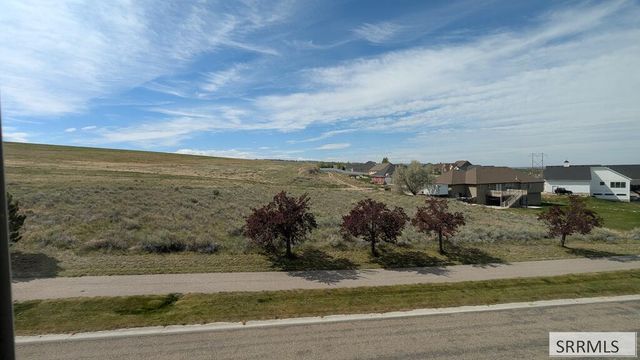 6315 Chartwell Gardens, Ammon, ID 83406