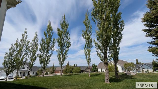 6315 Chartwell Gardens, Ammon, ID 83406