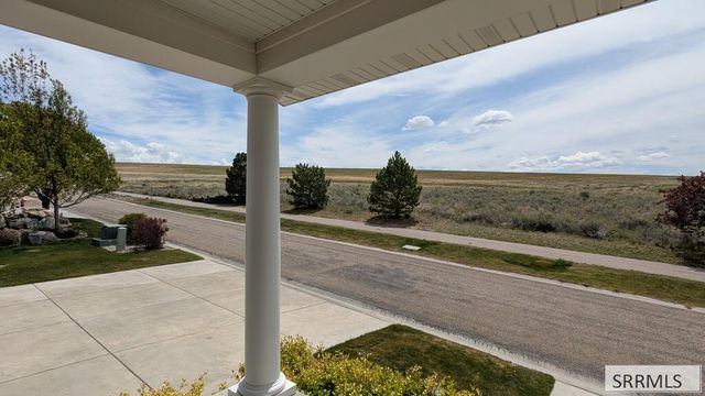 6315 Chartwell Gardens, Ammon, ID 83406