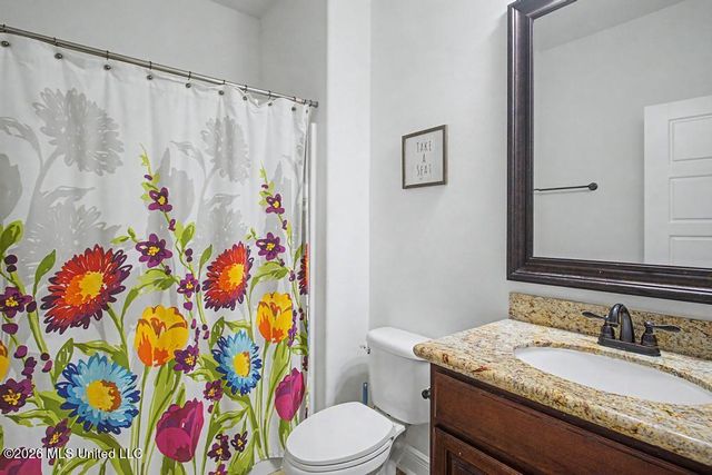 10165 Daisy Vestry Road, Biloxi, MS 39532