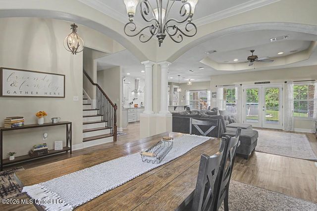 10165 Daisy Vestry Road, Biloxi, MS 39532