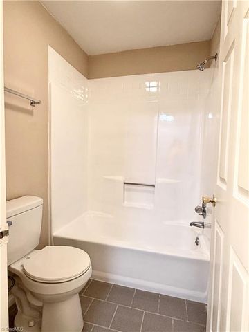 938 S Ridge Court 146, Winston-salem, NC 27107