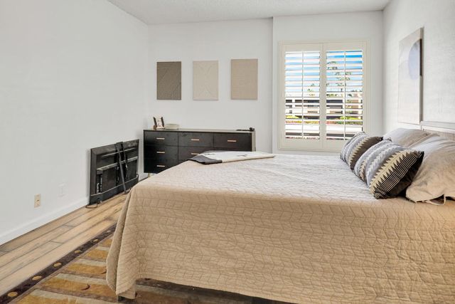 1050 E Ramon Road 64, Palm Springs, CA 92264