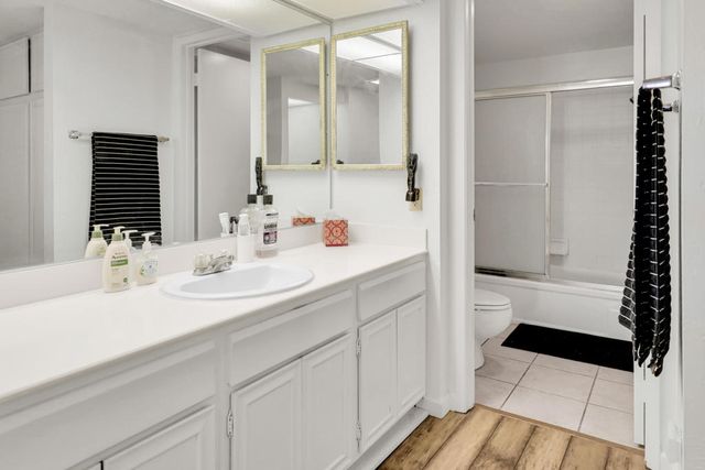 1050 E Ramon Road 64, Palm Springs, CA 92264